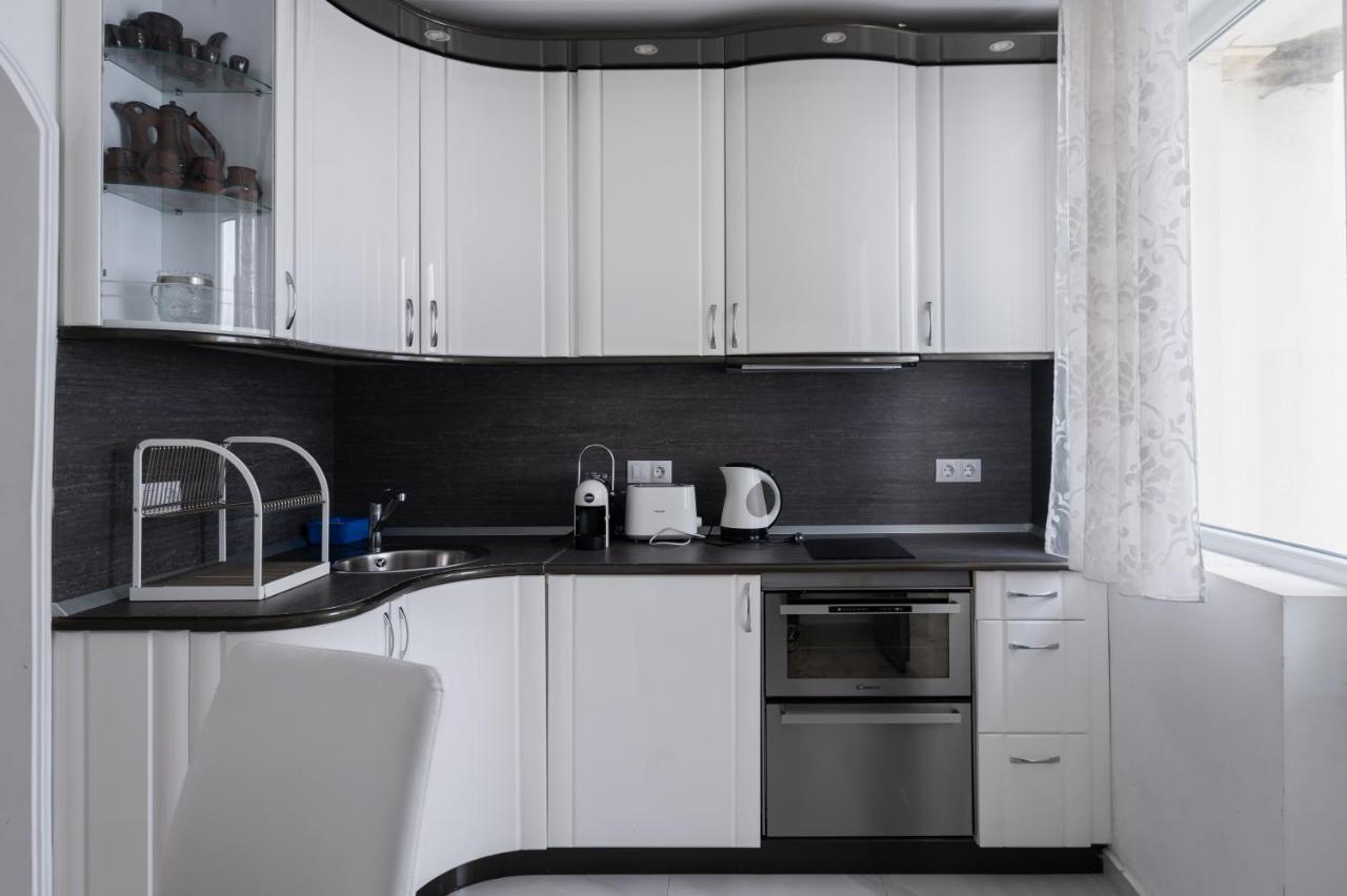 Central 2-Bd Bright Apartment In Sofia By Flat Mаnager Luaran gambar